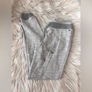 American Eagle Outfitters Women’s Joggers Gray Size Small | 28” Inseam
